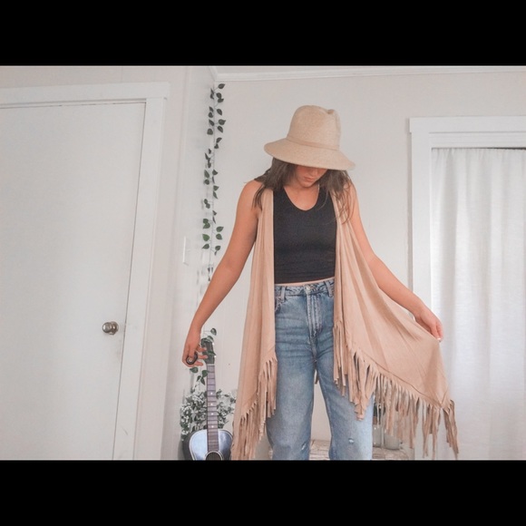 Boho Indy tan ruffled long cardigan - Picture 4 of 6